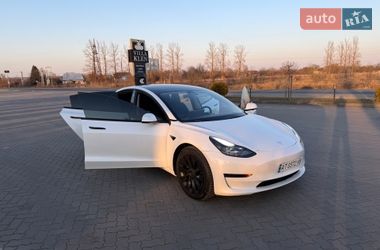 Седан Tesla Model 3 2021 в Коломые