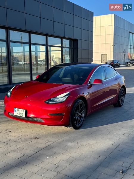 Седан Tesla Model 3 2019 в Запоріжжі фото 2 Седан Tesla Model 3 2019 в Запоріжжі