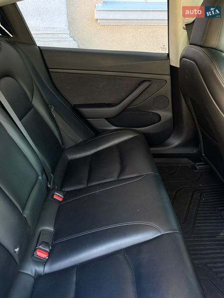Седан Tesla Model 3 2021 в Полтаве
