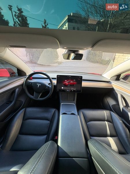 Седан Tesla Model 3 2022 в Днепре