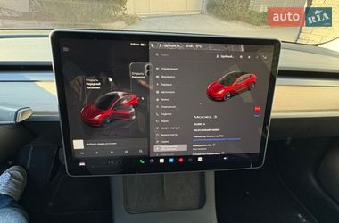 Седан Tesla Model 3 2022 в Дніпрі
