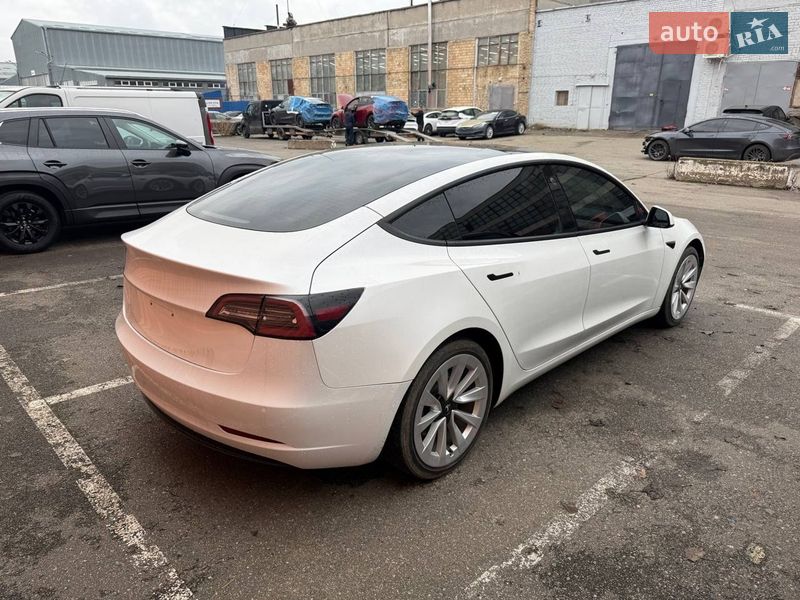 Седан Tesla Model 3 2022 в Києві фото 3 Седан Tesla Model 3 2022 в Києві