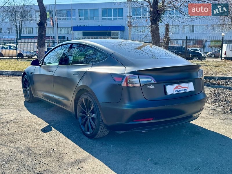 Седан Tesla Model 3 2019 в Киеве