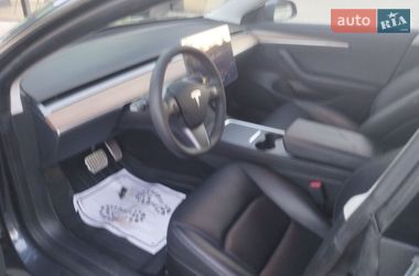 Седан Tesla Model 3 2023 в Одессе