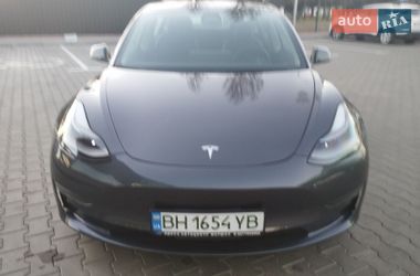 Седан Tesla Model 3 2023 в Одессе