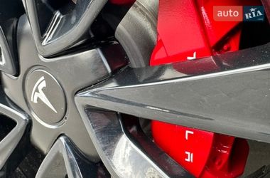 Седан Tesla Model 3 2021 в Львове