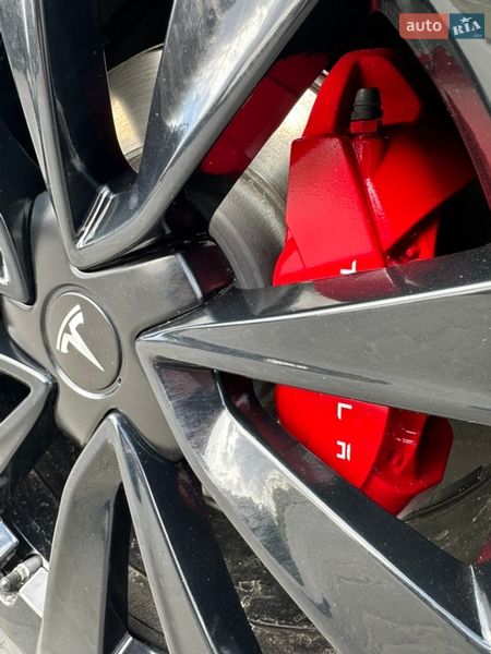 Седан Tesla Model 3 2021 в Львове