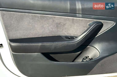 Седан Tesla Model 3 2021 в Одесі