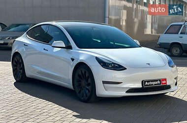 Седан Tesla Model 3 2021 в Одесі