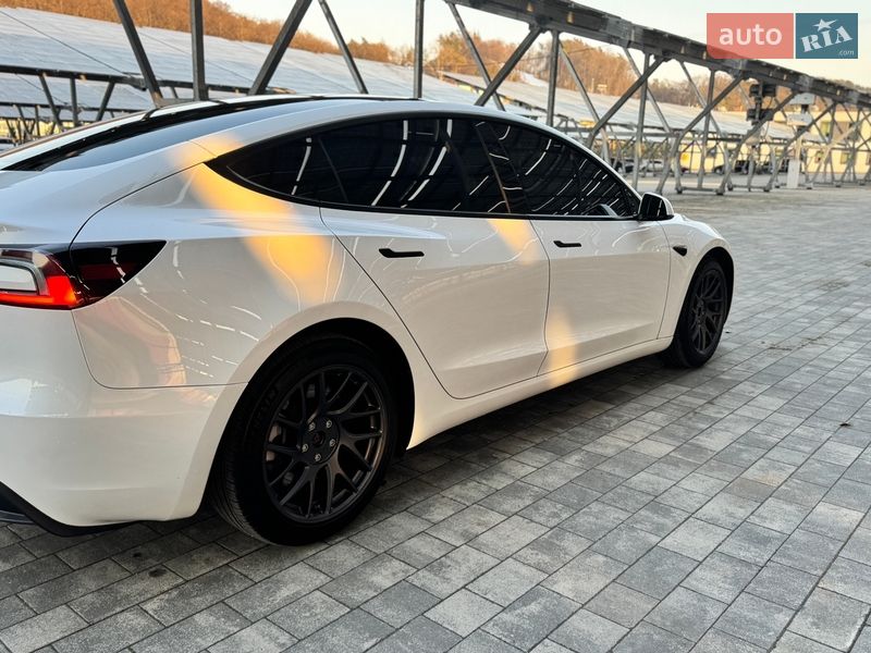 Седан Tesla Model 3 2024 в Львові фото 9 Седан Tesla Model 3 2024 в Львові