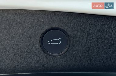 Седан Tesla Model 3 2021 в Ровно