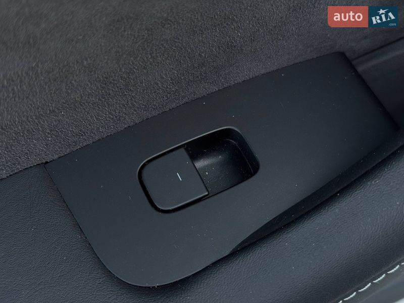 Седан Tesla Model 3 2021 в Рівному фото 44 Седан Tesla Model 3 2021 в Рівному