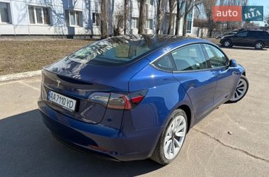 Седан Tesla Model 3 2022 в Киеве