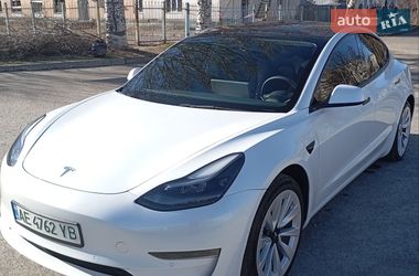 Седан Tesla Model 3 2022 в Дніпрі