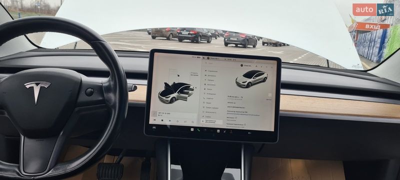 Седан Tesla Model 3 2017 в Нововолинську фото 2 Седан Tesla Model 3 2017 в Нововолинську