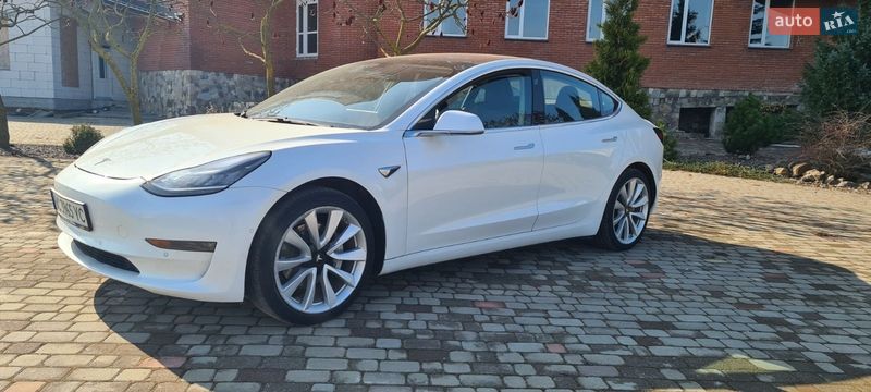 Седан Tesla Model 3 2017 в Нововолинську фото 34 Седан Tesla Model 3 2017 в Нововолинську