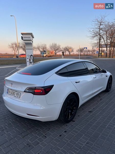 Седан Tesla Model 3 2022 в Одессе
