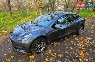 Седан Tesla Model 3 2023 в Одесі
