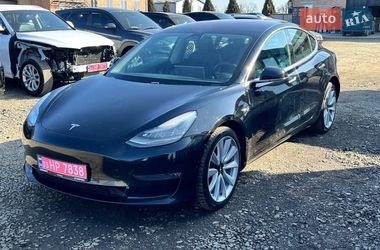 Седан Tesla Model 3 2018 в Луцке
