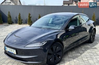 Седан Tesla Model 3 2024 в Стрые