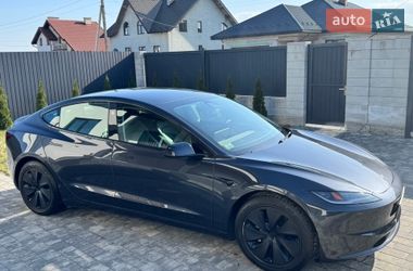 Седан Tesla Model 3 2024 в Стрые