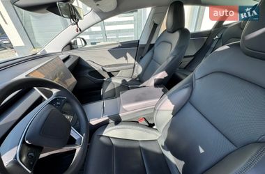 Седан Tesla Model 3 2024 в Стрые