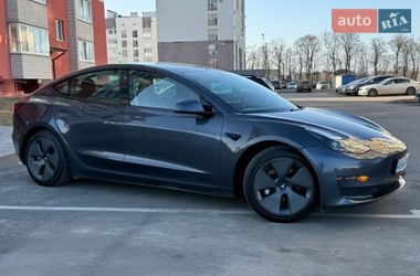 Седан Tesla Model 3 2021 в Виннице