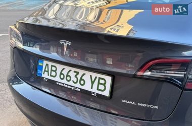 Седан Tesla Model 3 2021 в Виннице