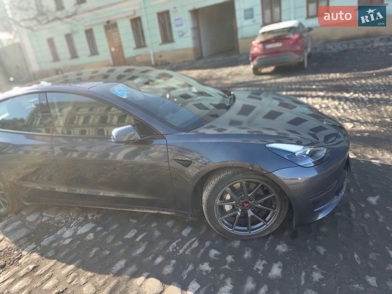 Седан Tesla Model 3 2021 в Каменец-Подольском