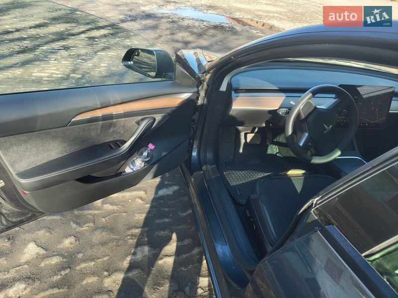 Седан Tesla Model 3 2021 в Каменец-Подольском