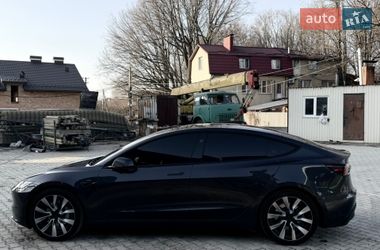 Седан Tesla Model 3 2024 в Виннице