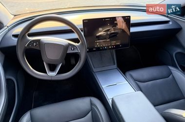 Седан Tesla Model 3 2024 в Виннице