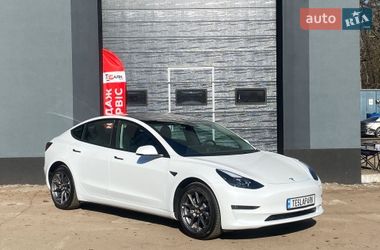 Седан Tesla Model 3 2023 в Киеве