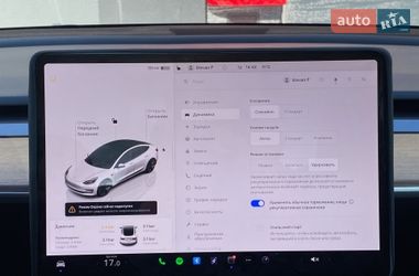 Седан Tesla Model 3 2023 в Киеве