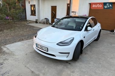 Седан Tesla Model 3 2020 в Ковеле