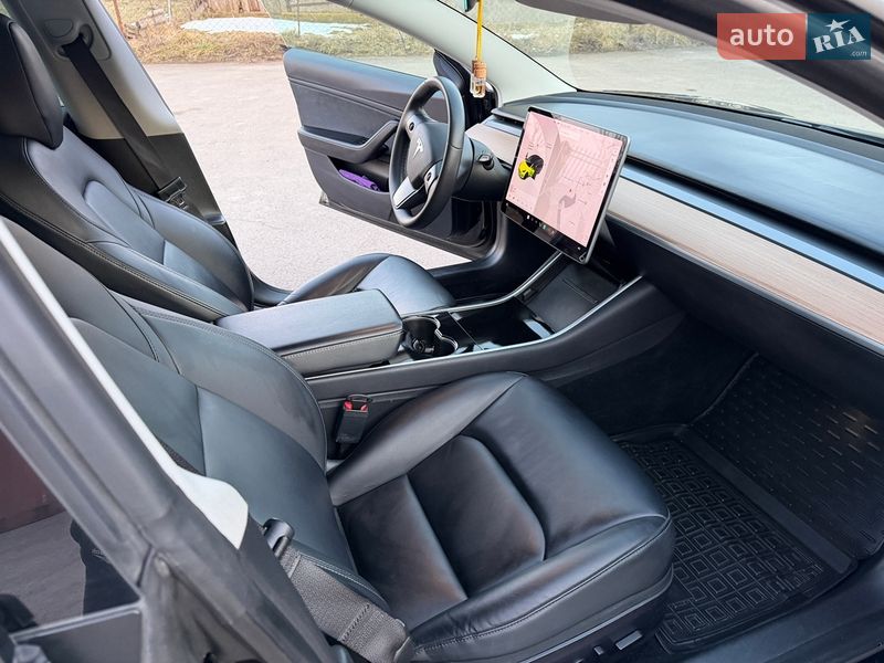 Седан Tesla Model 3 2019 в Збараже фото 15 Седан Tesla Model 3 2019 в Збараже