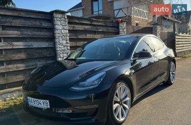 Седан Tesla Model 3 2020 в Києві