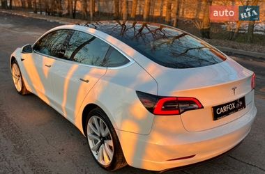 Седан Tesla Model 3 2019 в Броварах