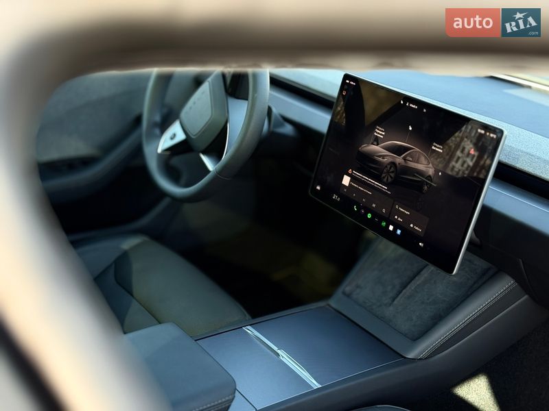 Седан Tesla Model 3 2025 в Львове фото 12 Седан Tesla Model 3 2025 в Львове