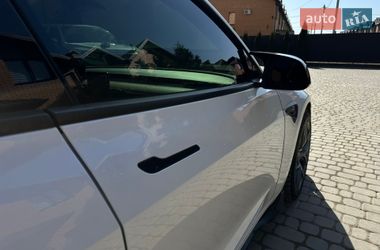Седан Tesla Model 3 2021 в Виннице