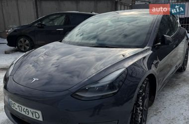 Седан Tesla Model 3 2023 в Львові