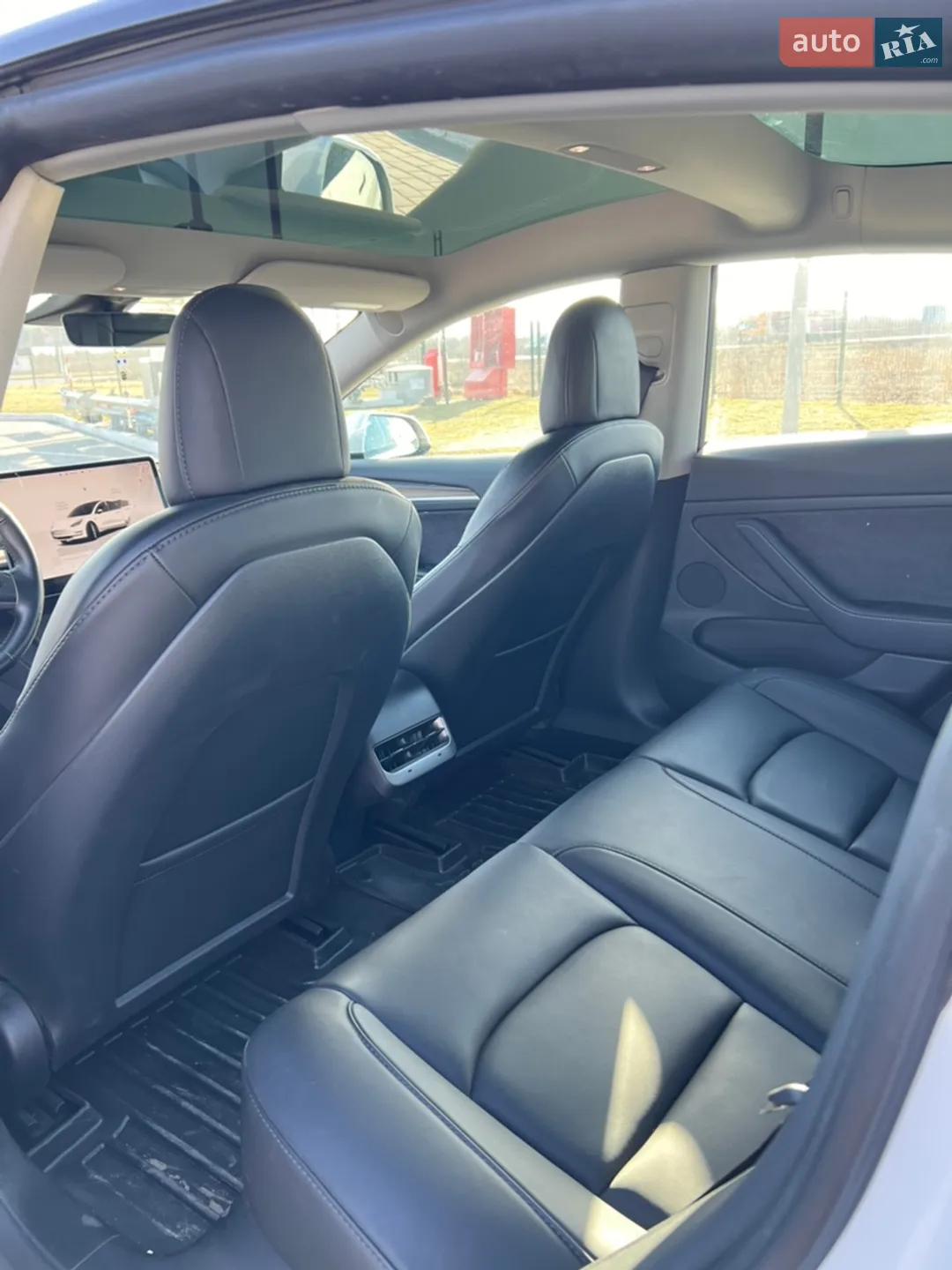 2022 Tesla Model 3 - мініатюра 15