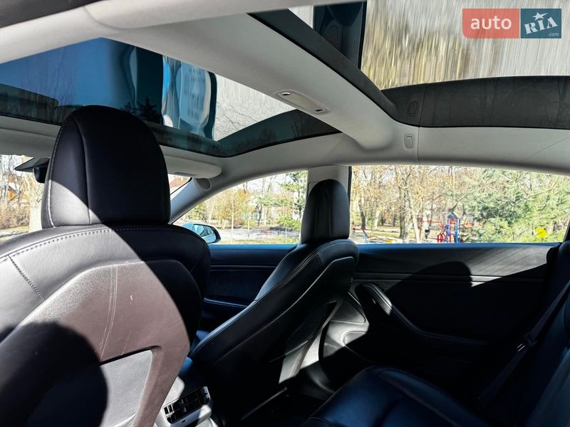 Седан Tesla Model 3 2020 в Киеве фото 17 Седан Tesla Model 3 2020 в Киеве