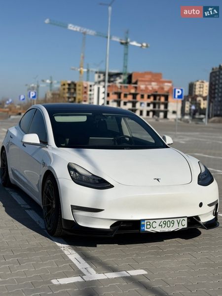 Tesla Model 3 2019 Tesla Model 3 2019