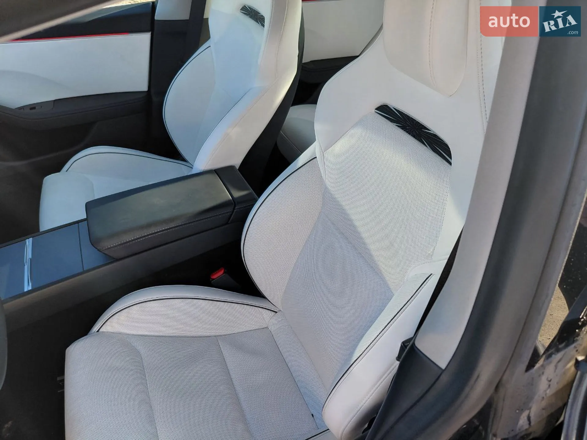 2024 Tesla Model 3 - мініатюра 5