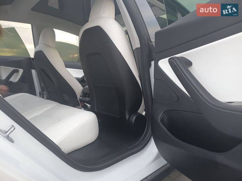 Седан Tesla Model 3 2019 в Запоріжжі фото 19 Седан Tesla Model 3 2019 в Запоріжжі