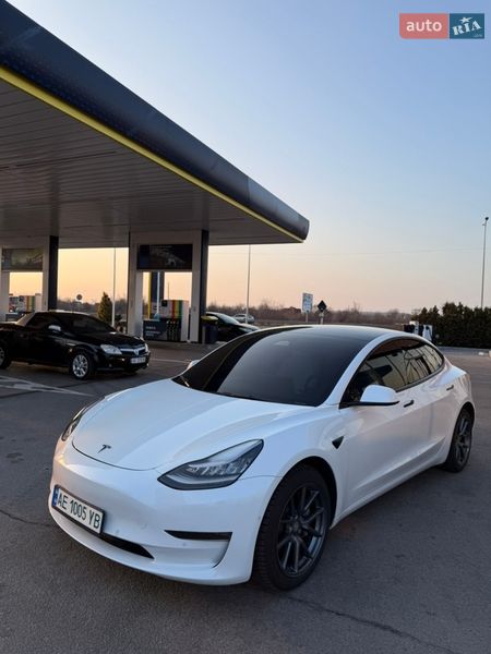 Седан Tesla Model 3 2022 в Днепре фото 13 Седан Tesla Model 3 2022 в Днепре