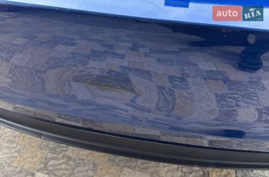 Седан Tesla Model 3 2019 в Львове