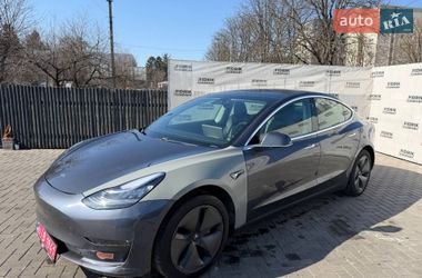 Седан Tesla Model 3 2019 в Луцьку