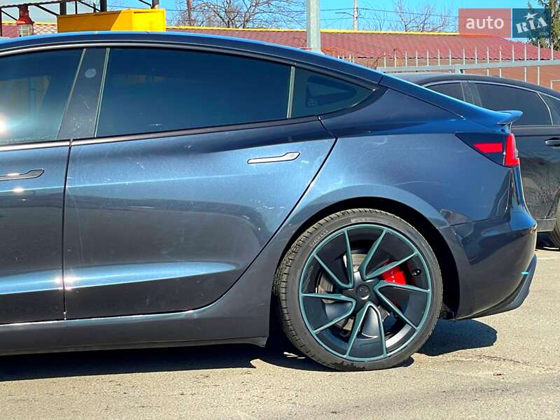 Седан Tesla Model 3 2024 в Киеве фото 21 Седан Tesla Model 3 2024 в Киеве